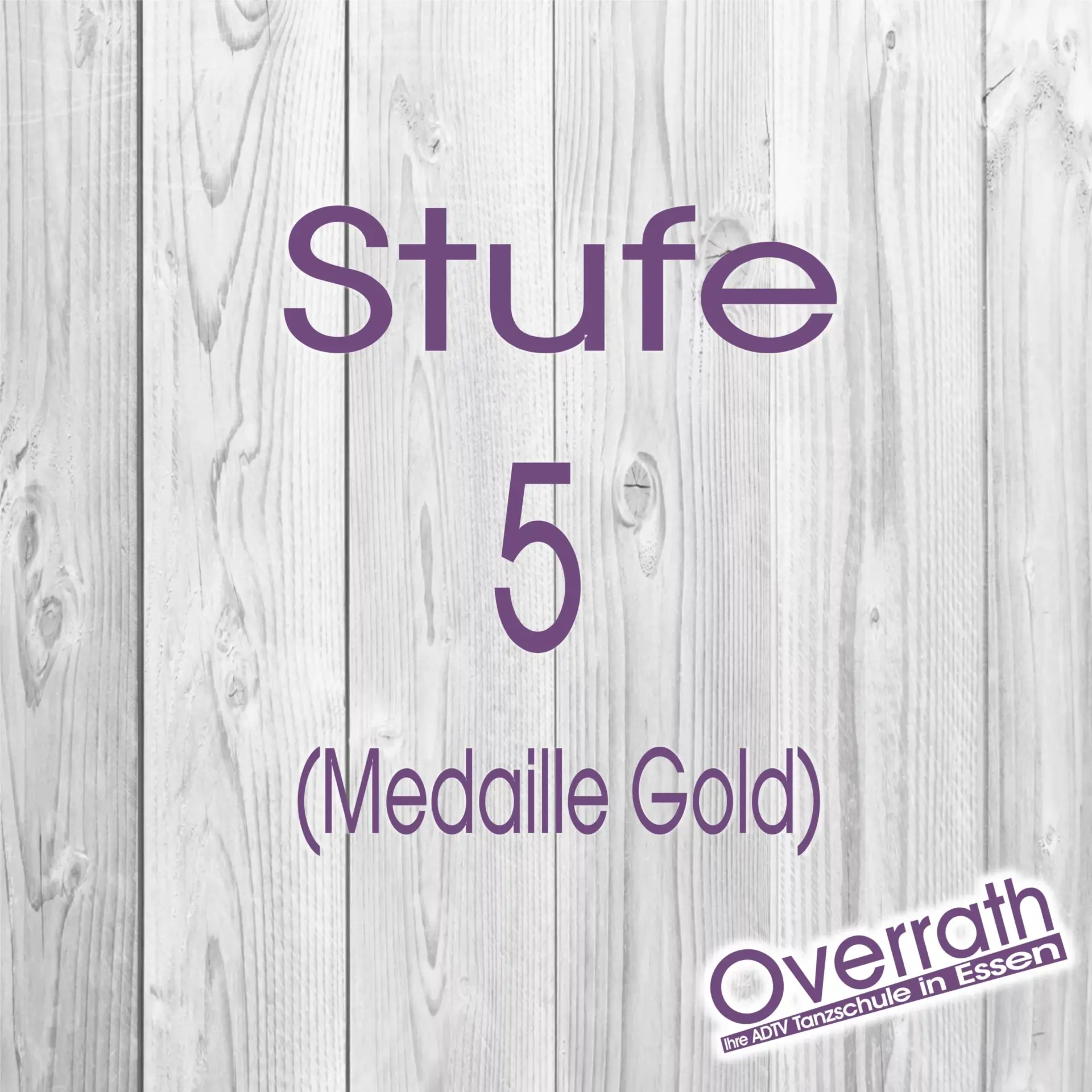 Bei Tanzschule Overrath in Essen steht „Stufe 5 (Medaillie Gold)“ für Gold-Level Teil 1 im Medaillenprogramm und den nächsten Kursschritt.